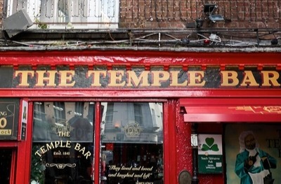 Temple Bar  - Service- 782 - Stop- Wellington Quay No. 312